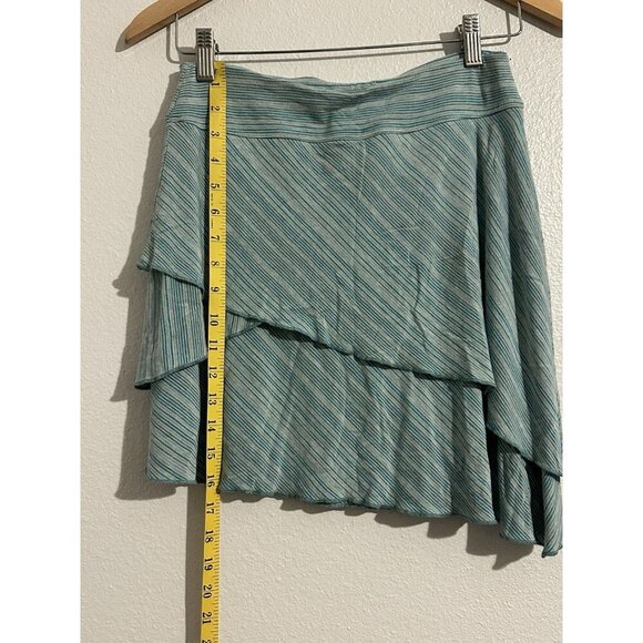 Athleta Women’s Skirt Small Green/ Grey Striped Asymmetrical Layered Pull On - Picture 5 of 6